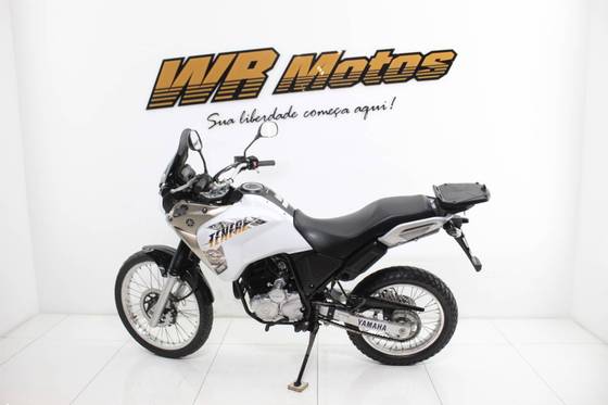 YAMAHA XTZ 250 TÉNÉRÉ BLUEFLEX YAMAHA XTZ 250 TÉNÉRÉ BLUEFLEX